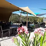 Bed and breakfast Trésors De Campagne,spas Privatifs Villarzel-du-Razes