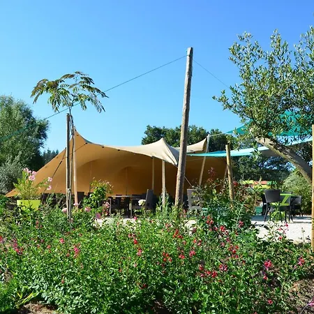 Trésors De Campagne,spas Privatifs Bed & Breakfast 3*