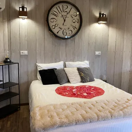 Trésors De Campagne,spas Privatifs Bed & Breakfast 3*