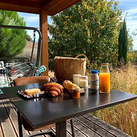 Trésors De Campagne,spas Privatifs Bed & Breakfast 3*