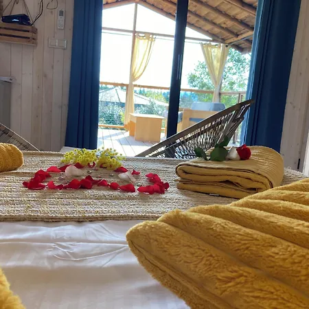Trésors De Campagne,spas Privatifs Bed & Breakfast 3*