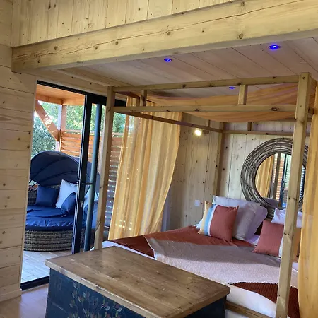 Trésors De Campagne,spas Privatifs Couette-café 4*