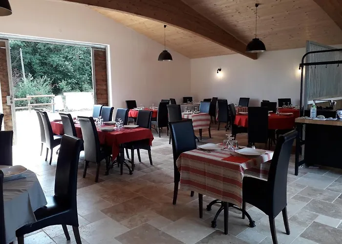 Couette-café Trésors De Campagne,spas Privatifs