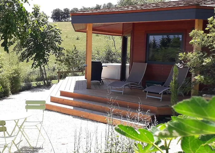Trésors De Campagne,spas Privatifs Couette-café 3*