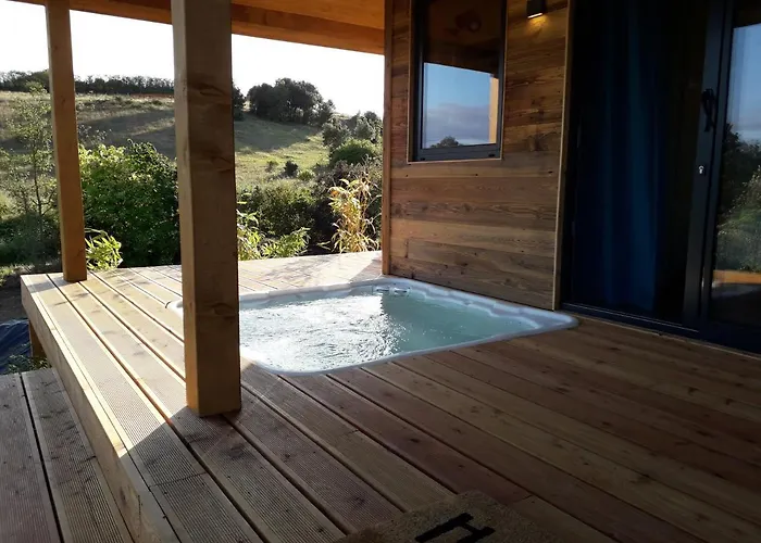 Trésors De Campagne,spas Privatifs Couette-café 3*