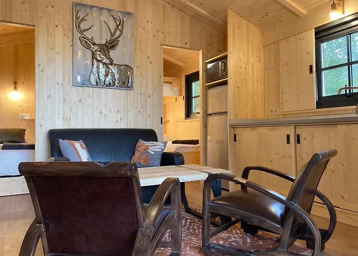 Couette-café Trésors De Campagne,spas Privatifs 3*